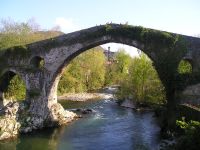 Puente romano en Covadonga